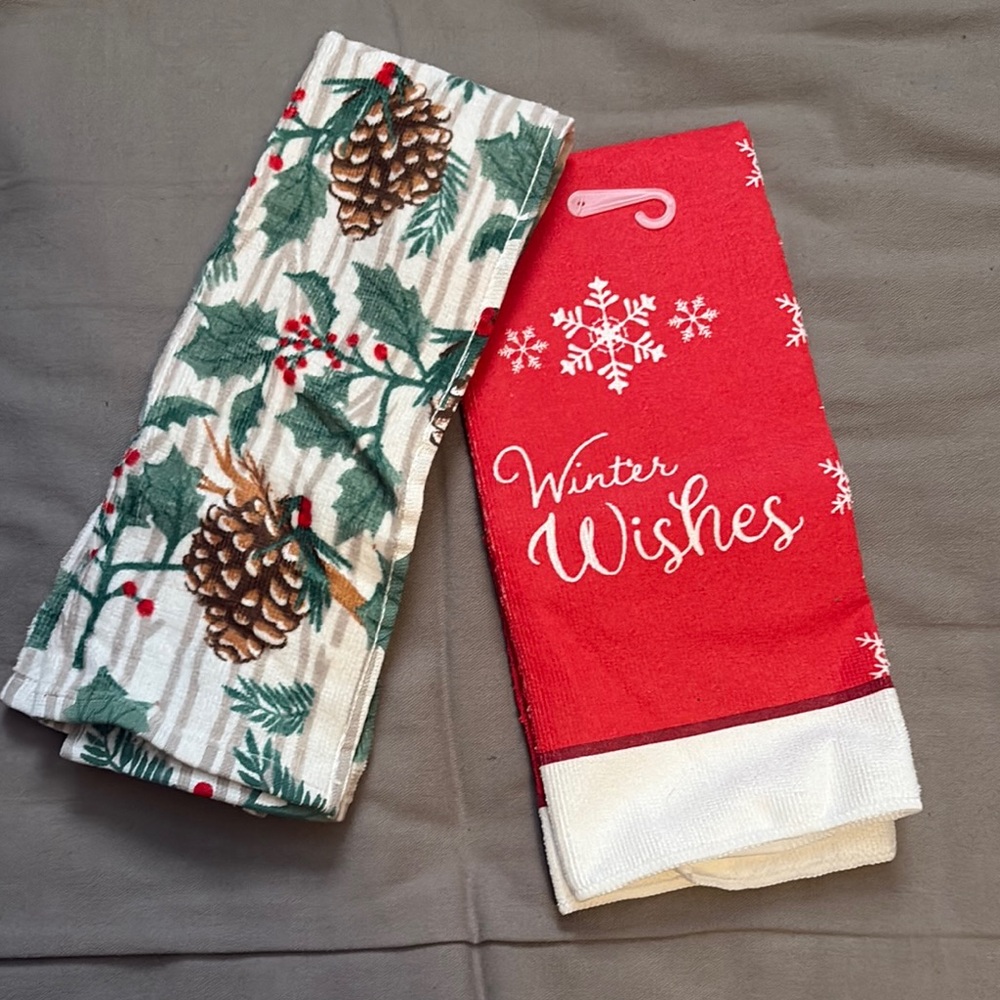 Festive Holiday Kitchen Towels Set